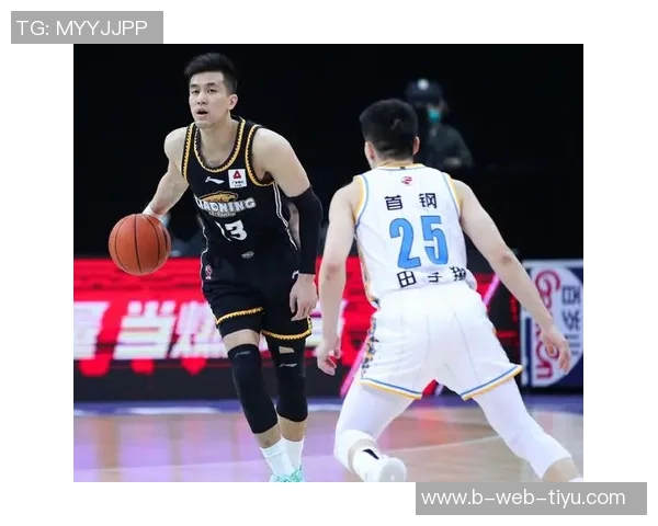 克尼佩尔第四节发力稍晚13投5中贡献14分4篮板3助攻三分球命中率不佳